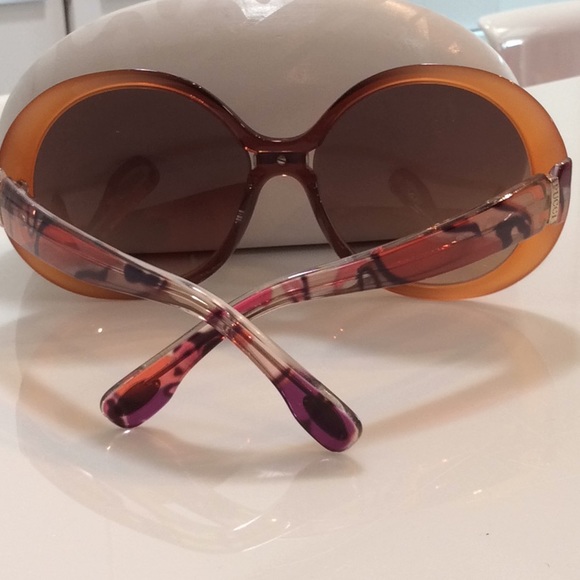 Emilio Pucci sunglasses - Picture 3 of 6